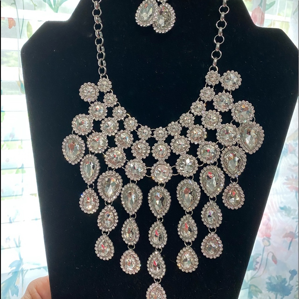 Beautiful necklace and earrings